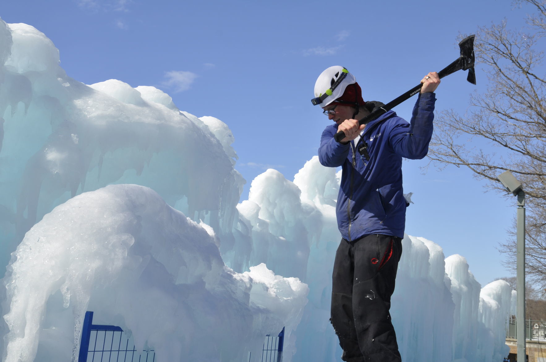 ice castle demo.jpg